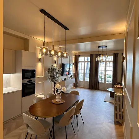 Le Petit Palace 니스